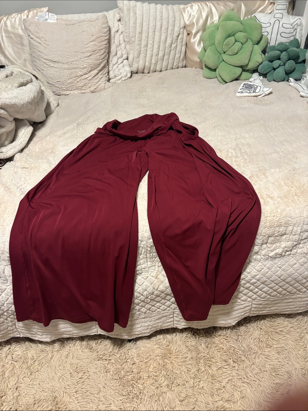 aerie Foldover Wide-Leg Pants in deep red/royal berry - Picture 5 of 5